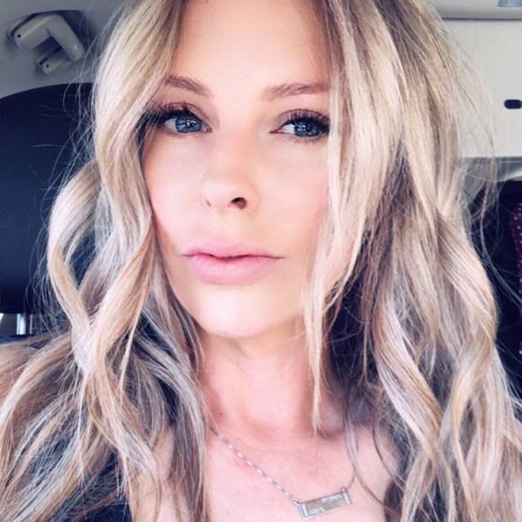 Meet your Posher, Andrea - Picture 1 of 1